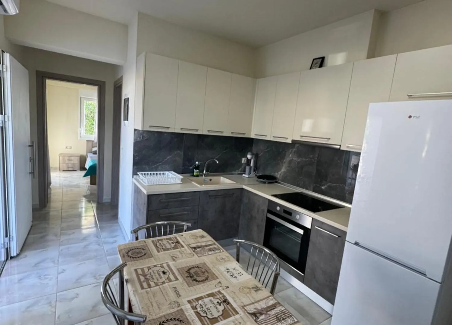 Adoniss Apartmentss Paralia Dionysiou